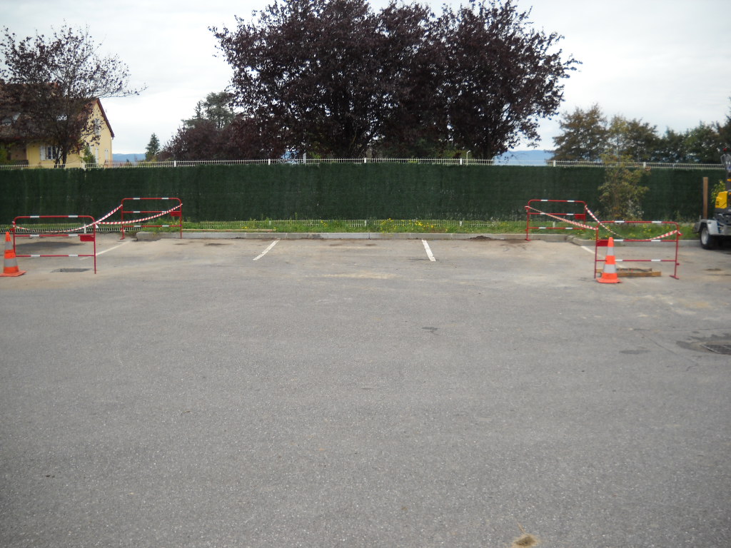 Installation plot béton parking