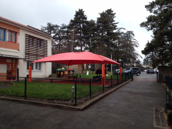 Toile-tendue-saint-chamond-creche