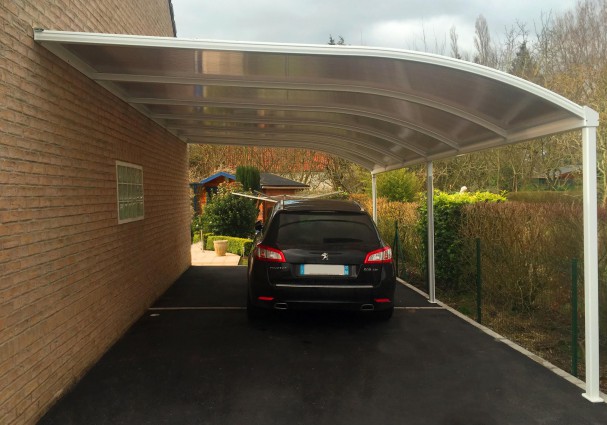 Carport résistant en polypropylène blanc