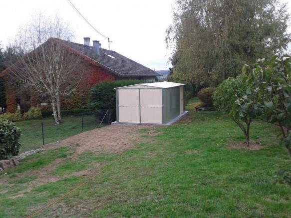 abri de jardin garage métallique vert blanc