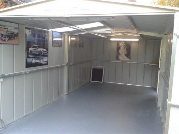 intérieur garage abri métal espace mec