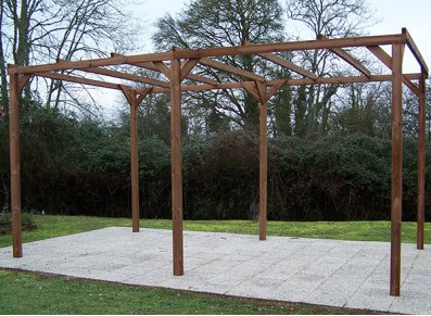 PERGOLA BOIS THERMO TRAITÉ SANS COUVERTURE