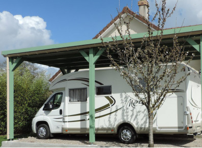 ossature à couvrir pour camping-car en bois douglas