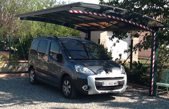 Le mois du carport : un abri pour protéger sa voiture