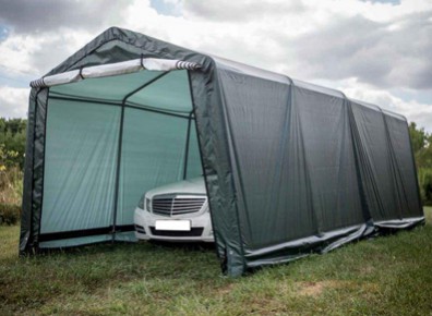 La solution du garage temporaire : pour installer une tente en toile pour la voiture ?