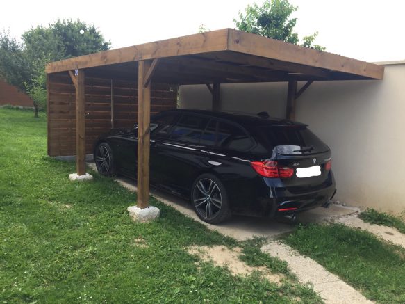 abri voiture qui se transforme en pergola l'été