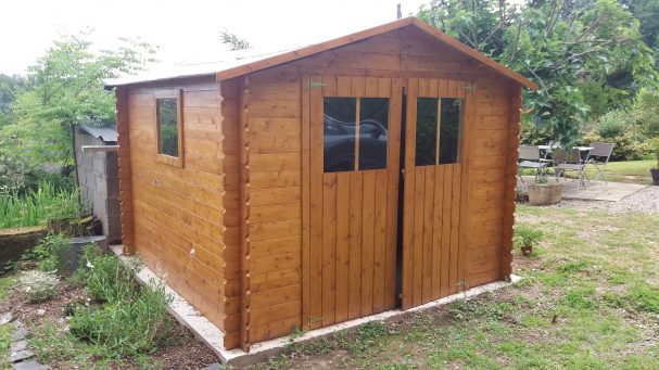 Un cabanon en bois pour le jardin