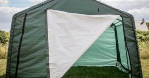 Parfait pour un emplacement au camping cet abri toile, non ?