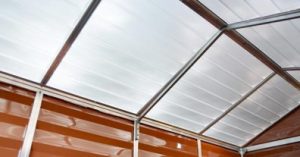 UNE cabane résine PVC