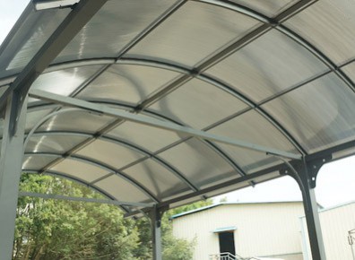 UNE carport camping-car