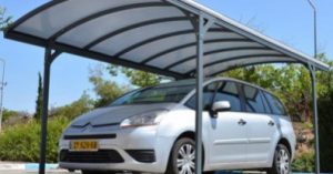 Carport métal 4 poteaux et toit polycarbonate