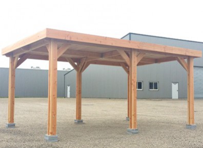 Comment installer un carport en bois soi-même ?