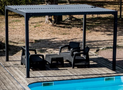 pergola bioclimatique avec lames orientables