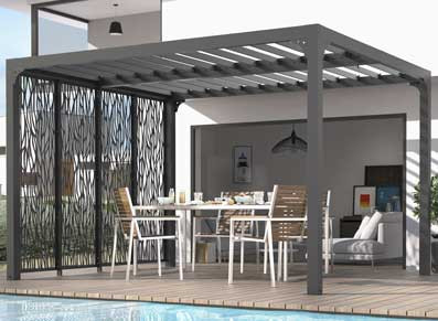 pergola en aluminium thermolaqué avec moucharabieh