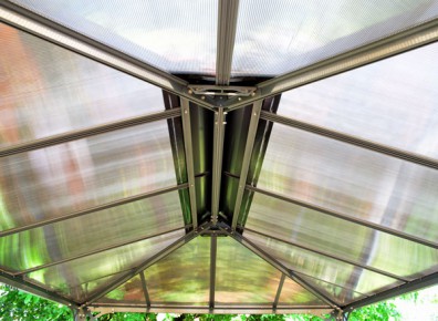 abri terrasse avec toiture polycarbonate