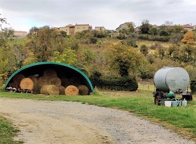 Tunnel de stockage agricole en bâche PVC