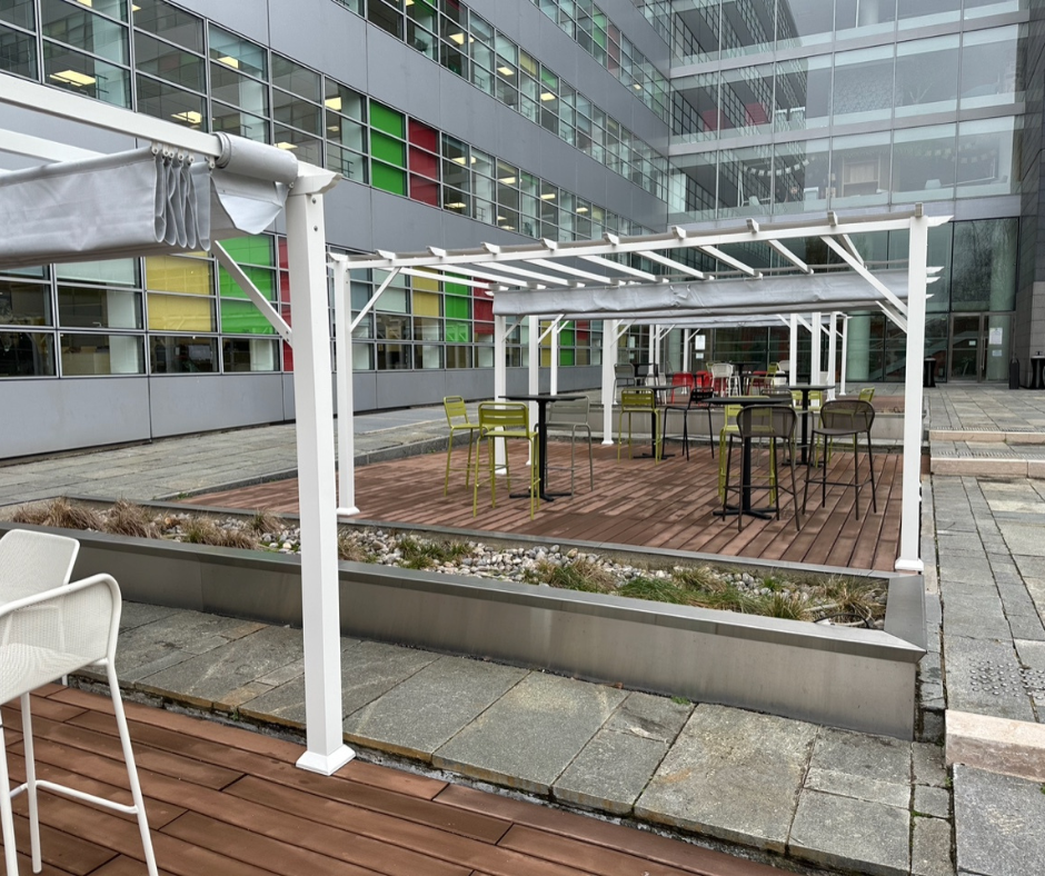 pergola métallique pour les entreprises
