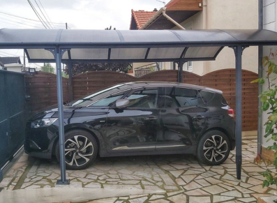 Carport aluminium… ou comment créer une place de parking abritée lorsqu’on est en ville !