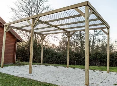 pergola bois à 60€ du m² : imbattable !