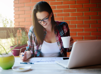 Comment bien aménager sa terrasse pour du télétravail ?