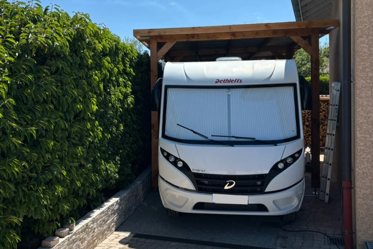 abri camping car