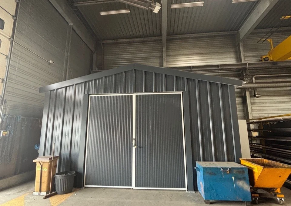 atelier métal pour un hangar professionnel