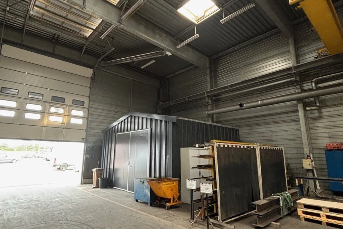 batiment métallique en kit pour un hangar professionnel