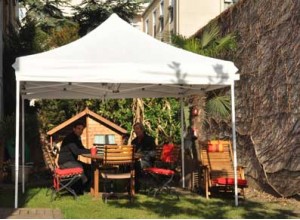 ABRI TERRASSE : Pavillon, Tonnelle, Barnum, Tente pliante - DÉTENTE AU  JARDIN ! - France Abris